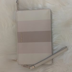 Michael Kors Neopolitan wristlet